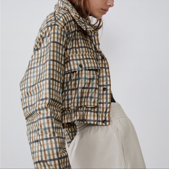 Zara cropped plaid puffer jacket - Picture 3 of 9